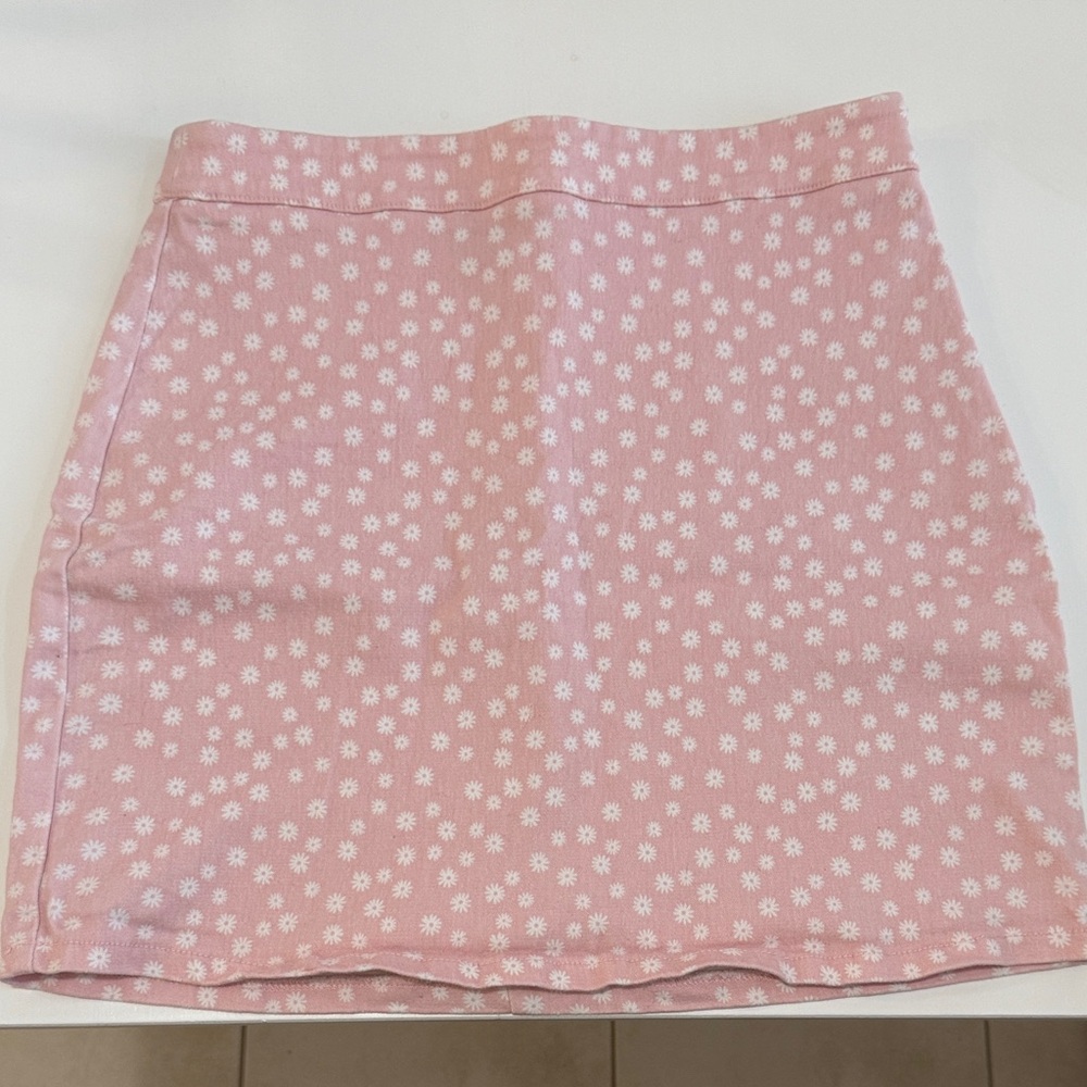 Forever 21 Pink Floral Mini Skirt